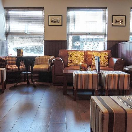 Dalton Inn Hotel كلاريموريس المظهر الخارجي الصورة