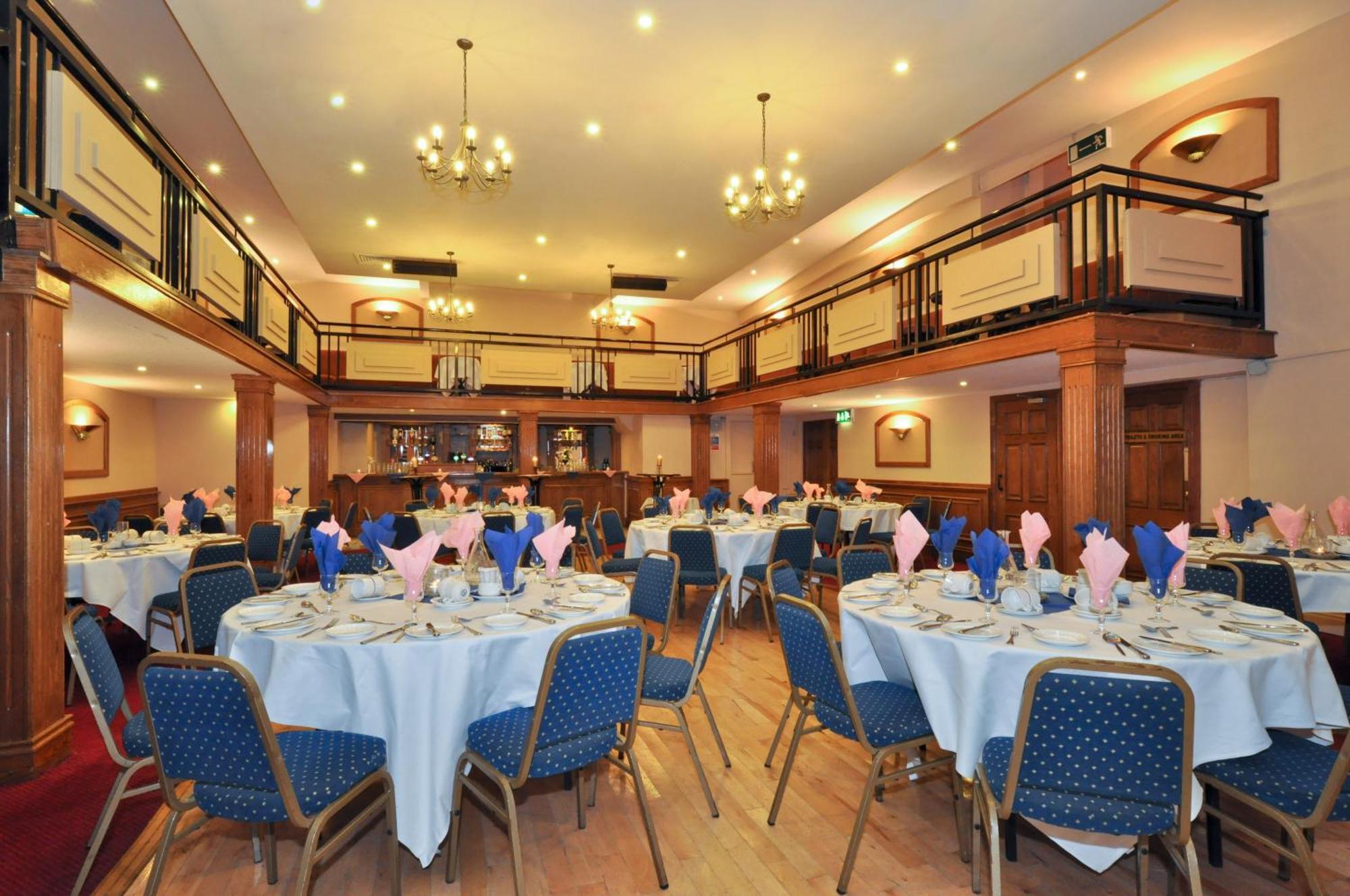 Dalton Inn Hotel كلاريموريس المظهر الخارجي الصورة
